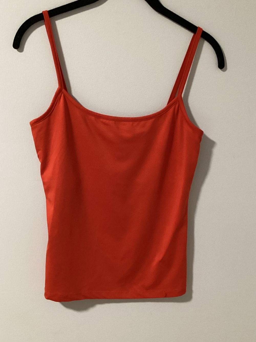 *Slim Red Spaghetti-Strap Tank Top
